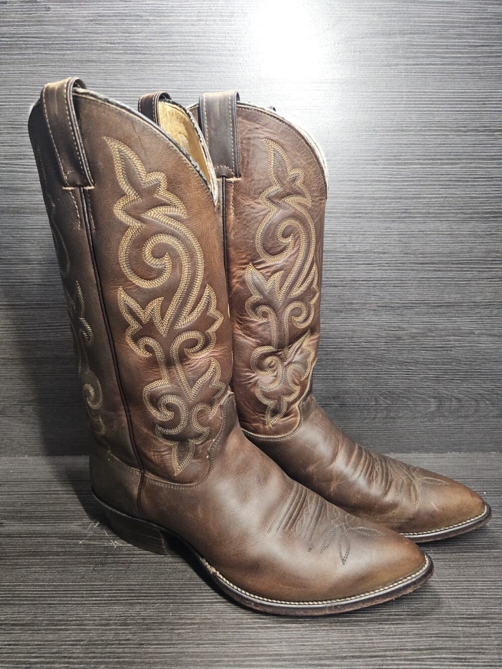 Justin Western Boots Style #2252 Bay Apache Distressed Brown Leather Mens 9.5 D